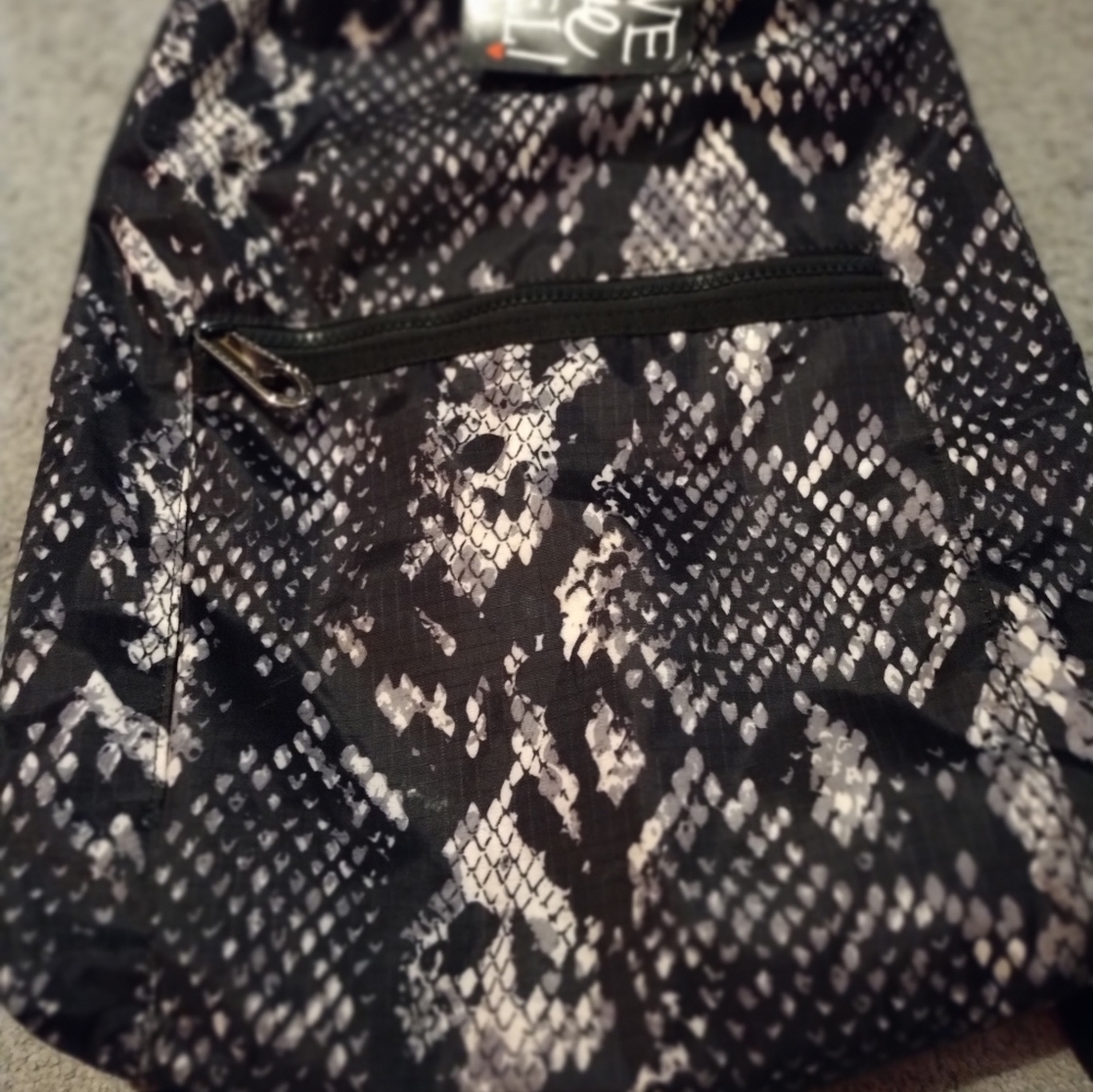 Backpack - Picture 3 of 3